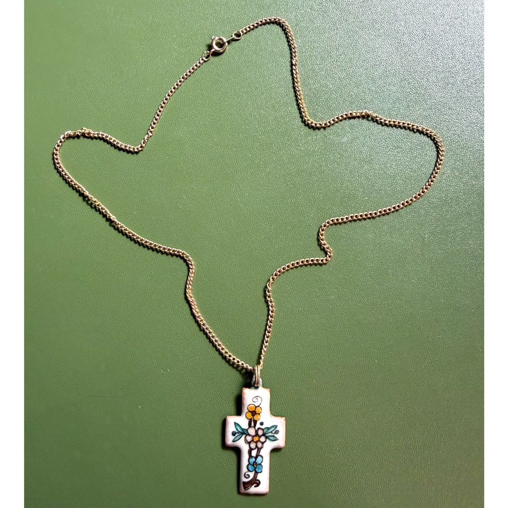 Vintage Hand Painted Floral Cross Pendant Necklace White Enamel Ceramic 18”